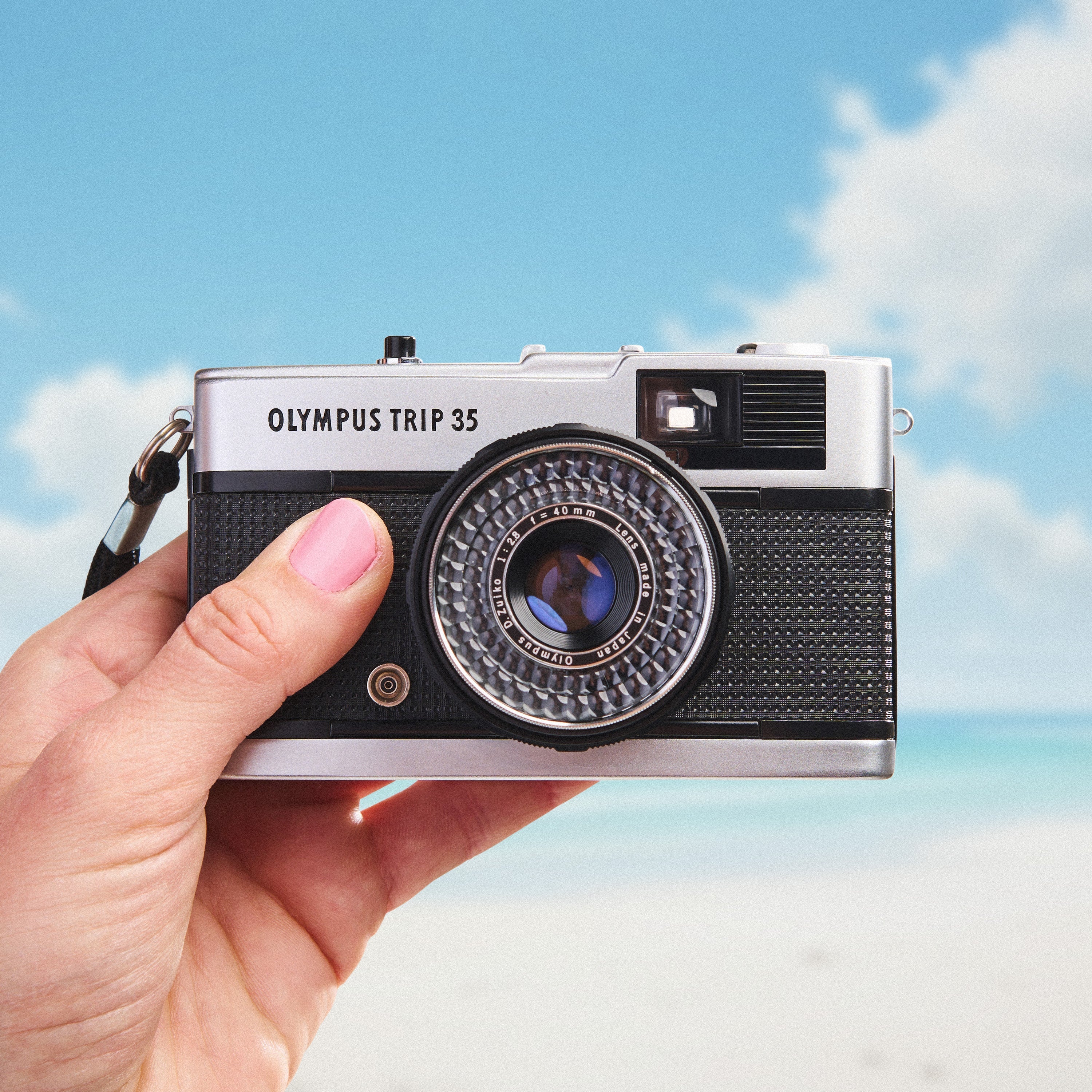 Olympus Trip 35 | 35mm Point and Shoot Film Camera - Image 2