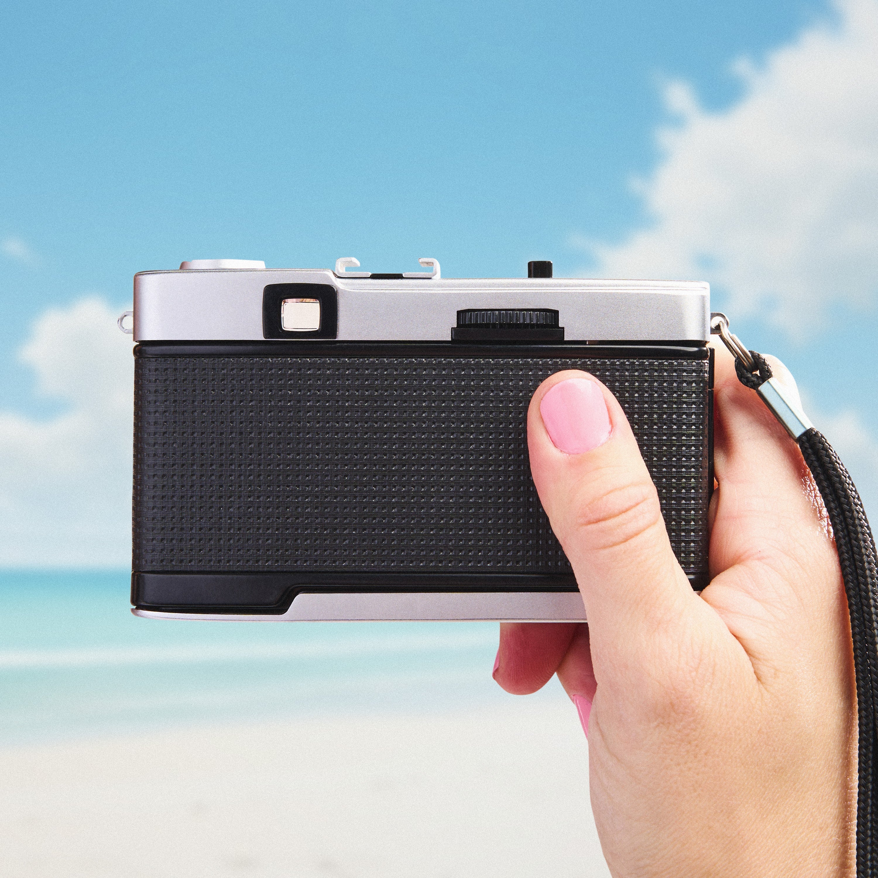 Olympus Trip 35 | 35mm Point and Shoot Film Camera - Image 3