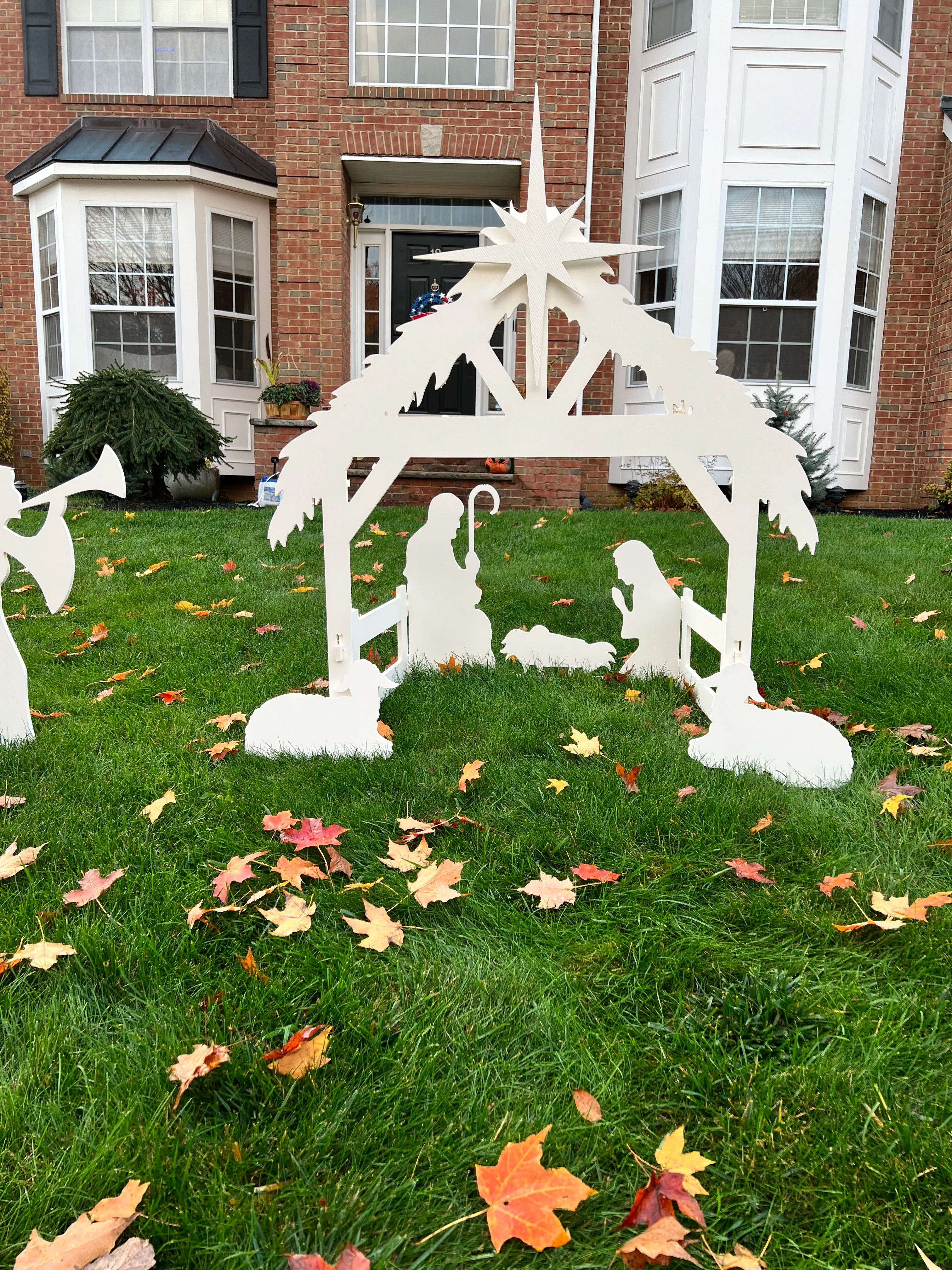 Outdoor Nativity Set in Durable PVC with 3D Stable and Easy Assembly - Image 11