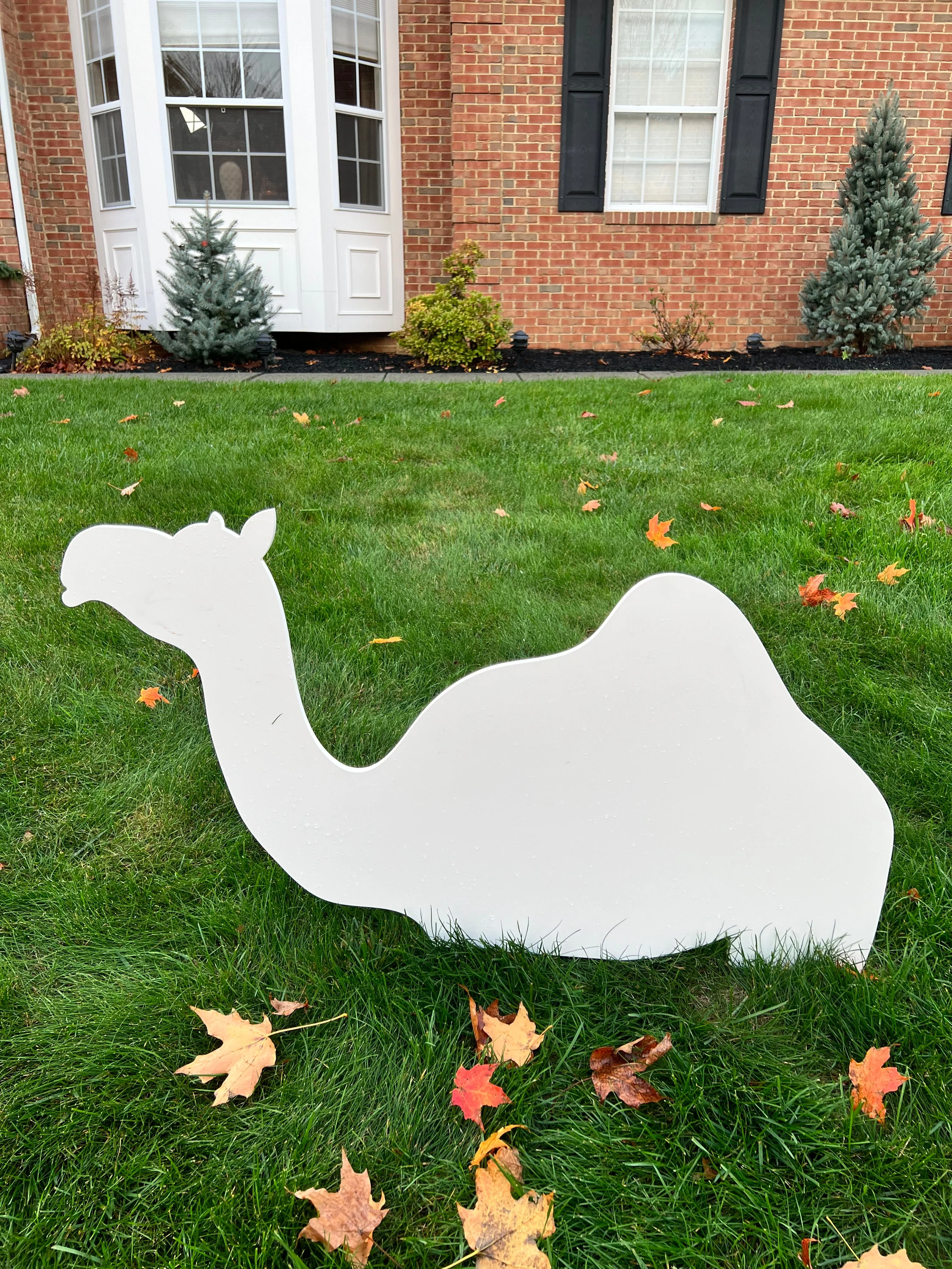 Outdoor Nativity Set in Durable PVC with 3D Stable and Easy Assembly - Image 4