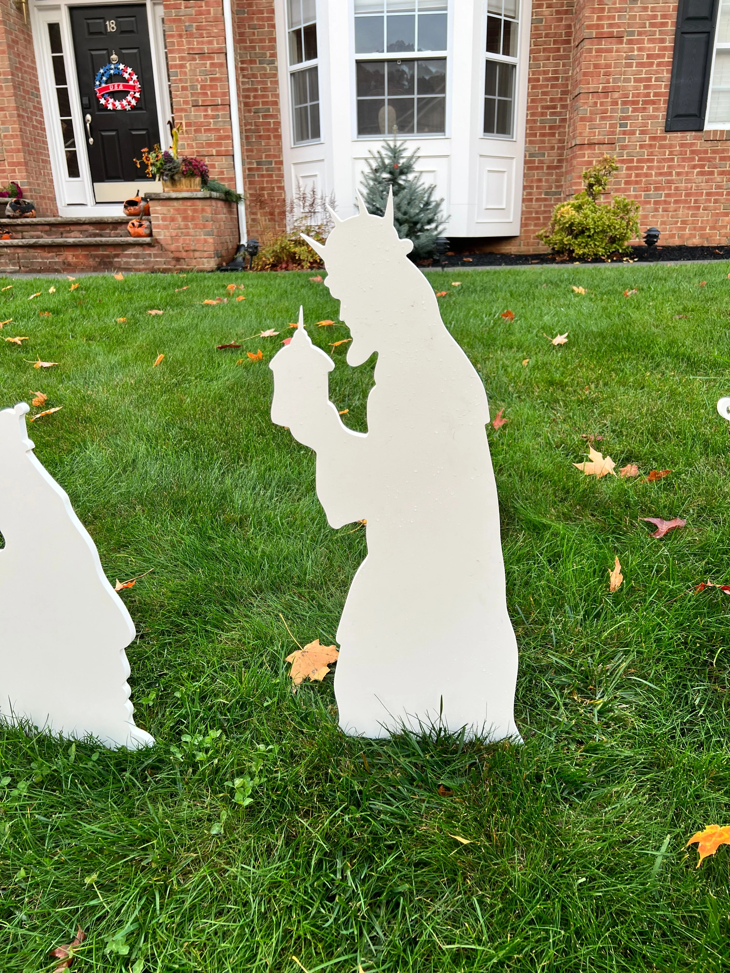 Outdoor Nativity Set in Durable PVC with 3D Stable and Easy Assembly - Image 9