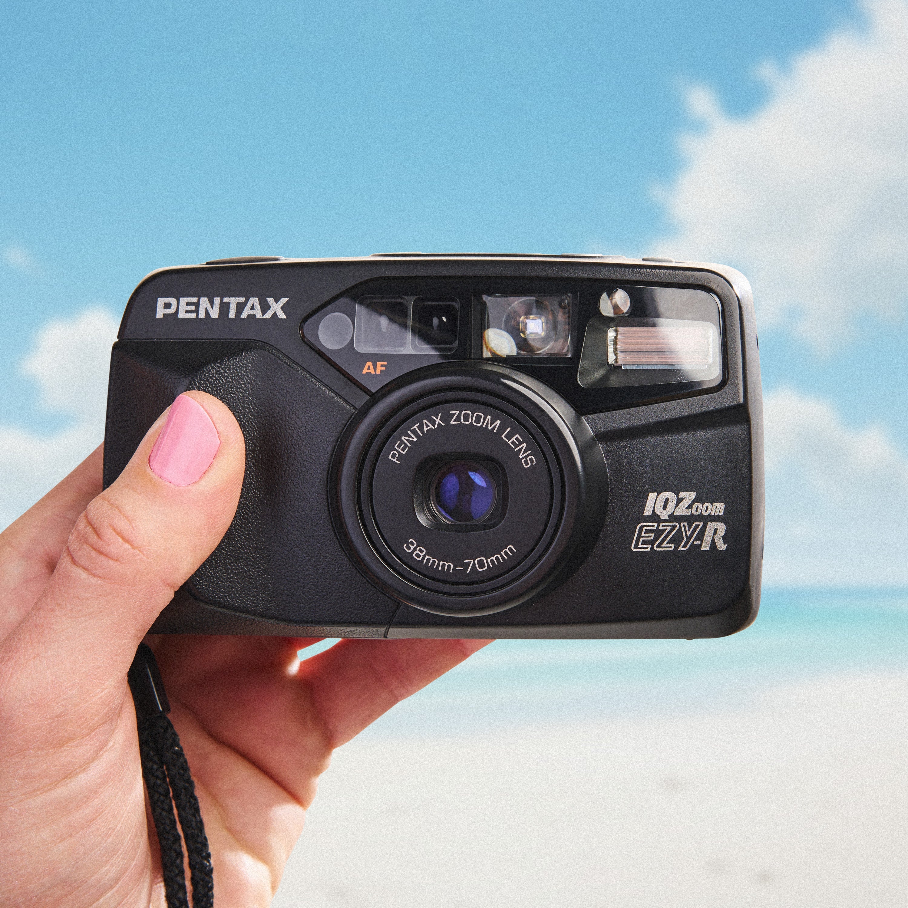 Pentax IQ Zoom EZY-R | 35mm Point and Shoot Film Camera - Image 2