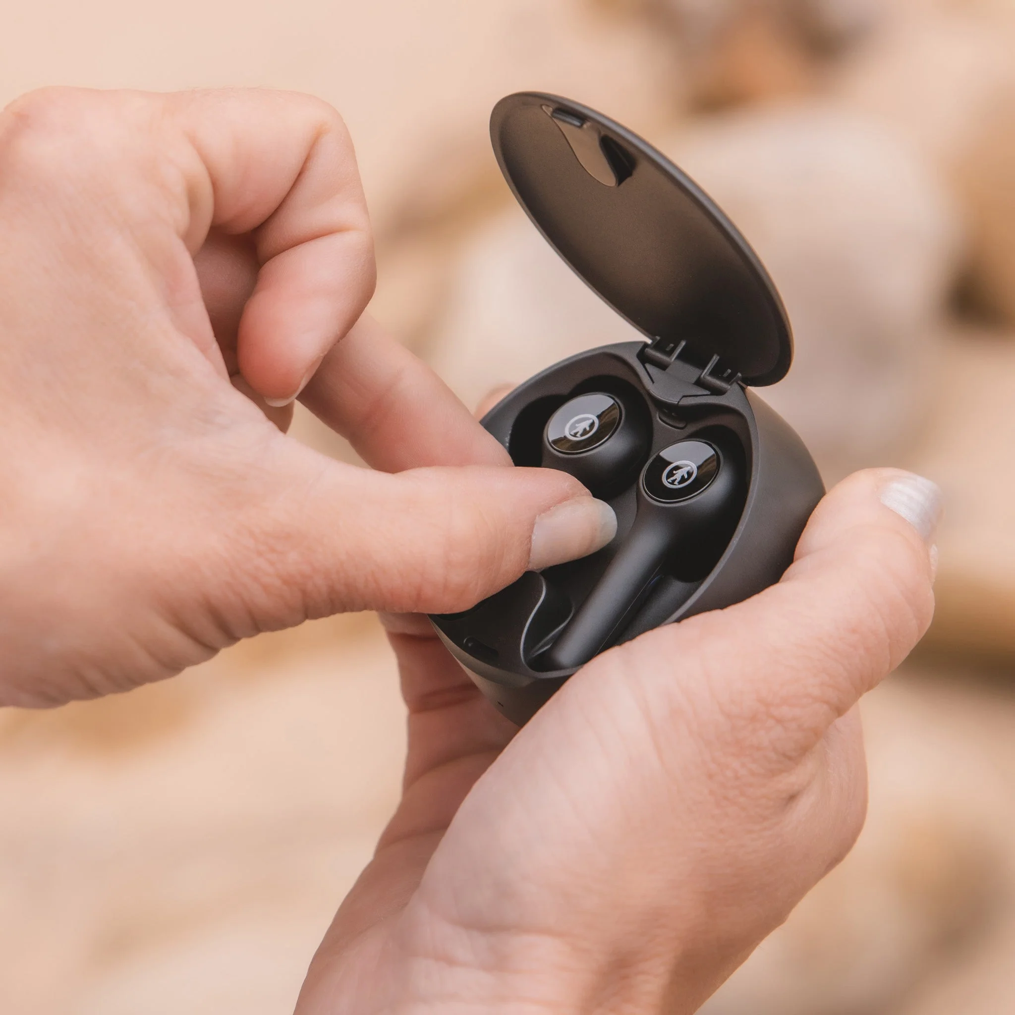 Ravens Wireless Earbuds - Image 13