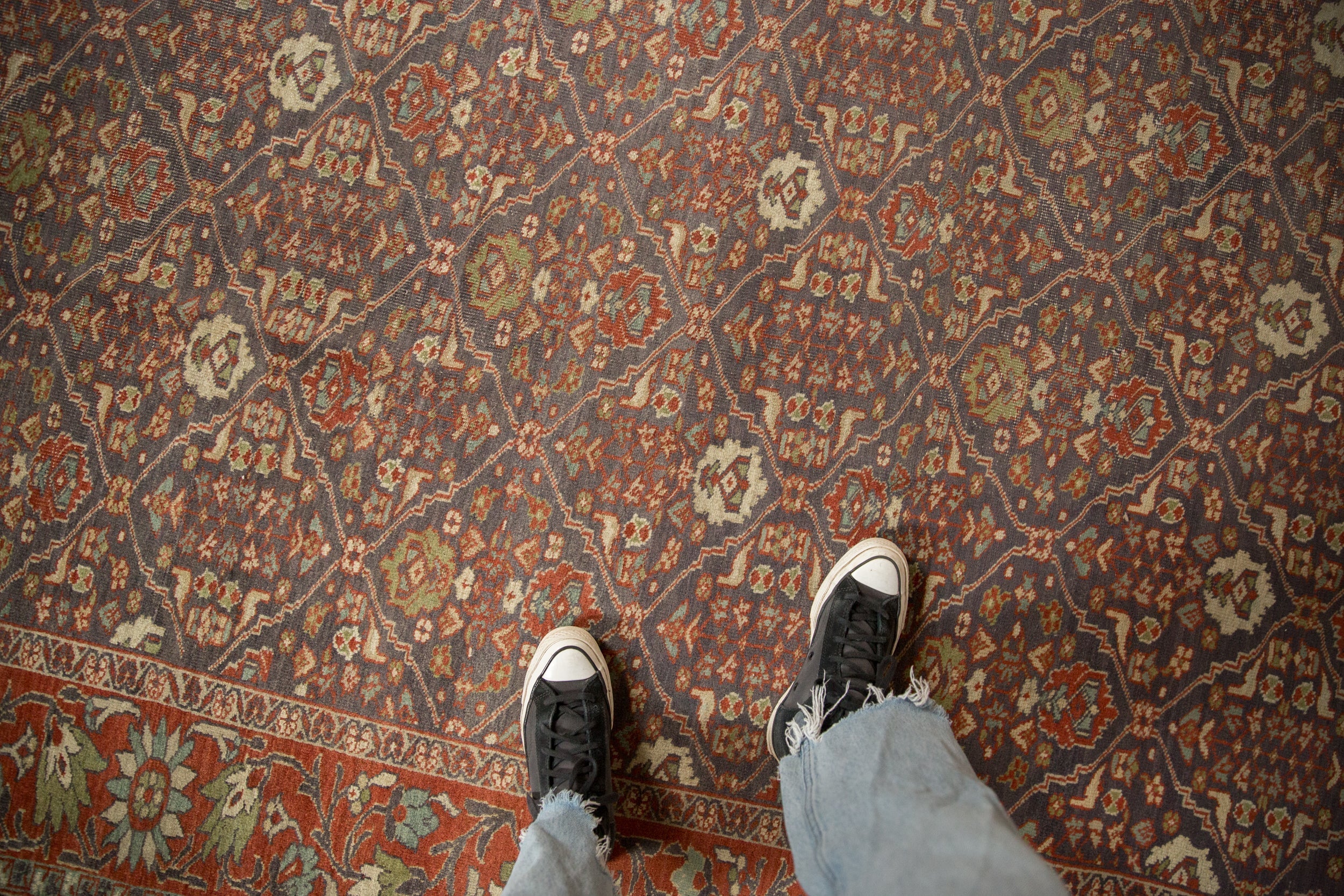 RESERVED 10.5x13.5 Vintage Distressed Mahal Carpet - Image 2