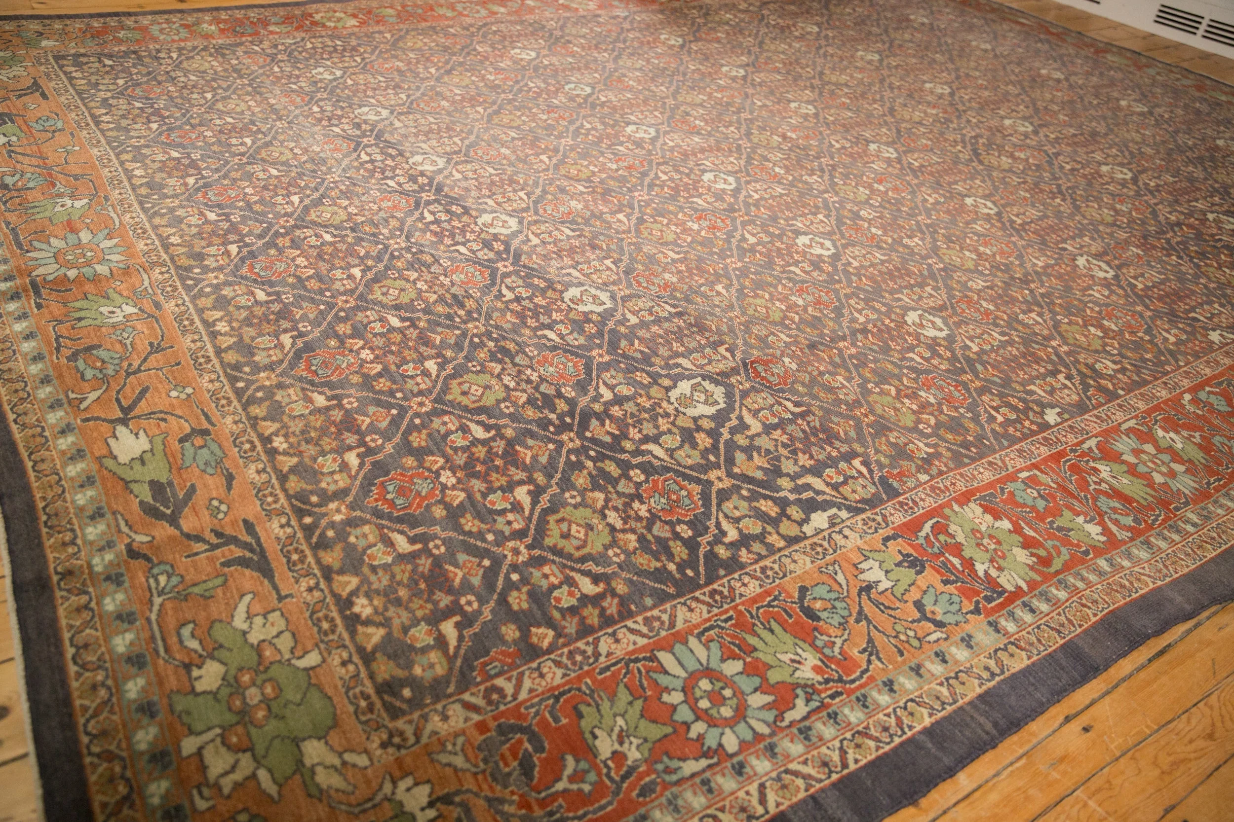 RESERVED 10.5x13.5 Vintage Distressed Mahal Carpet - Image 6