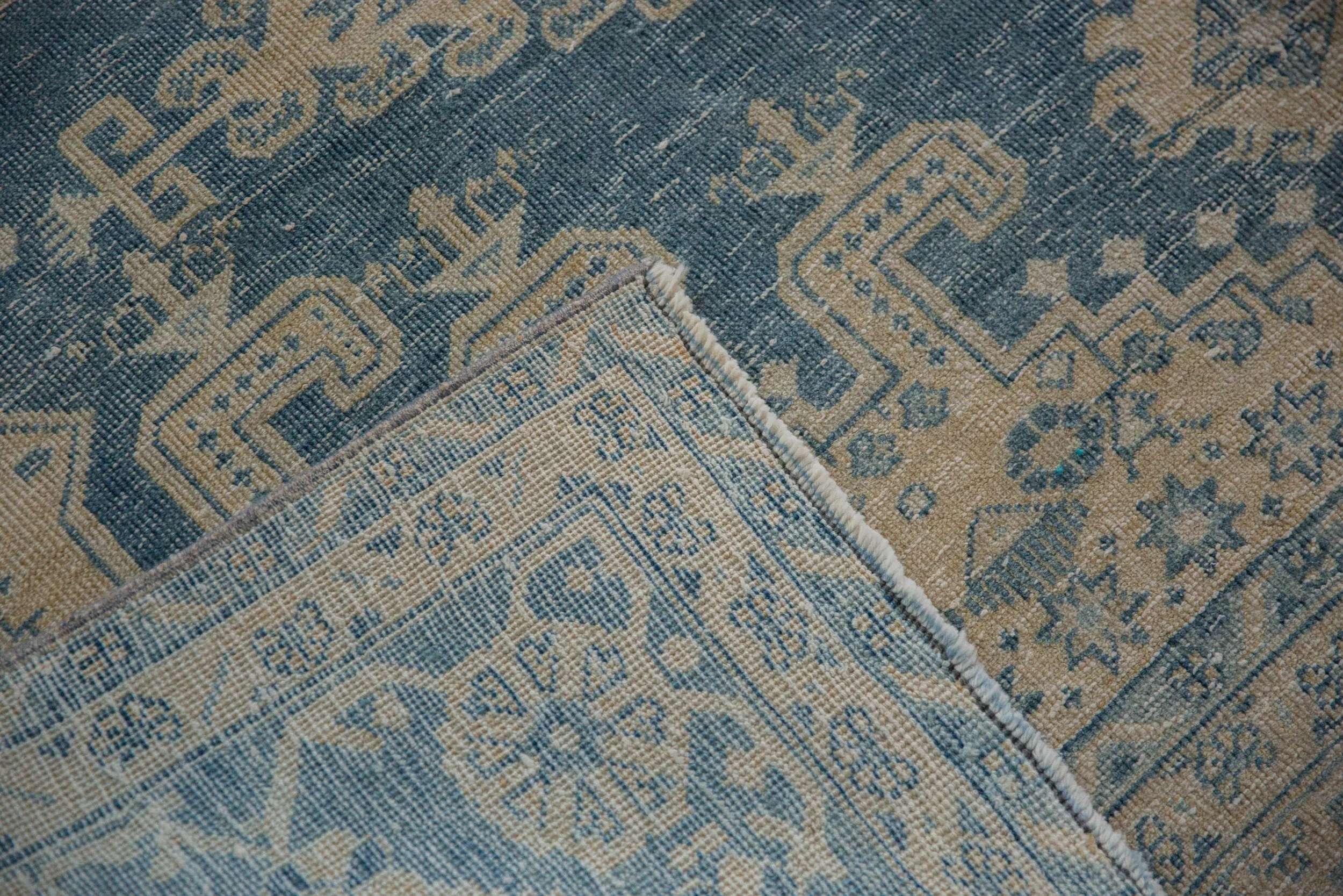 RESERVED 7x10 Vintage Distressed Veece Carpet - Image 11