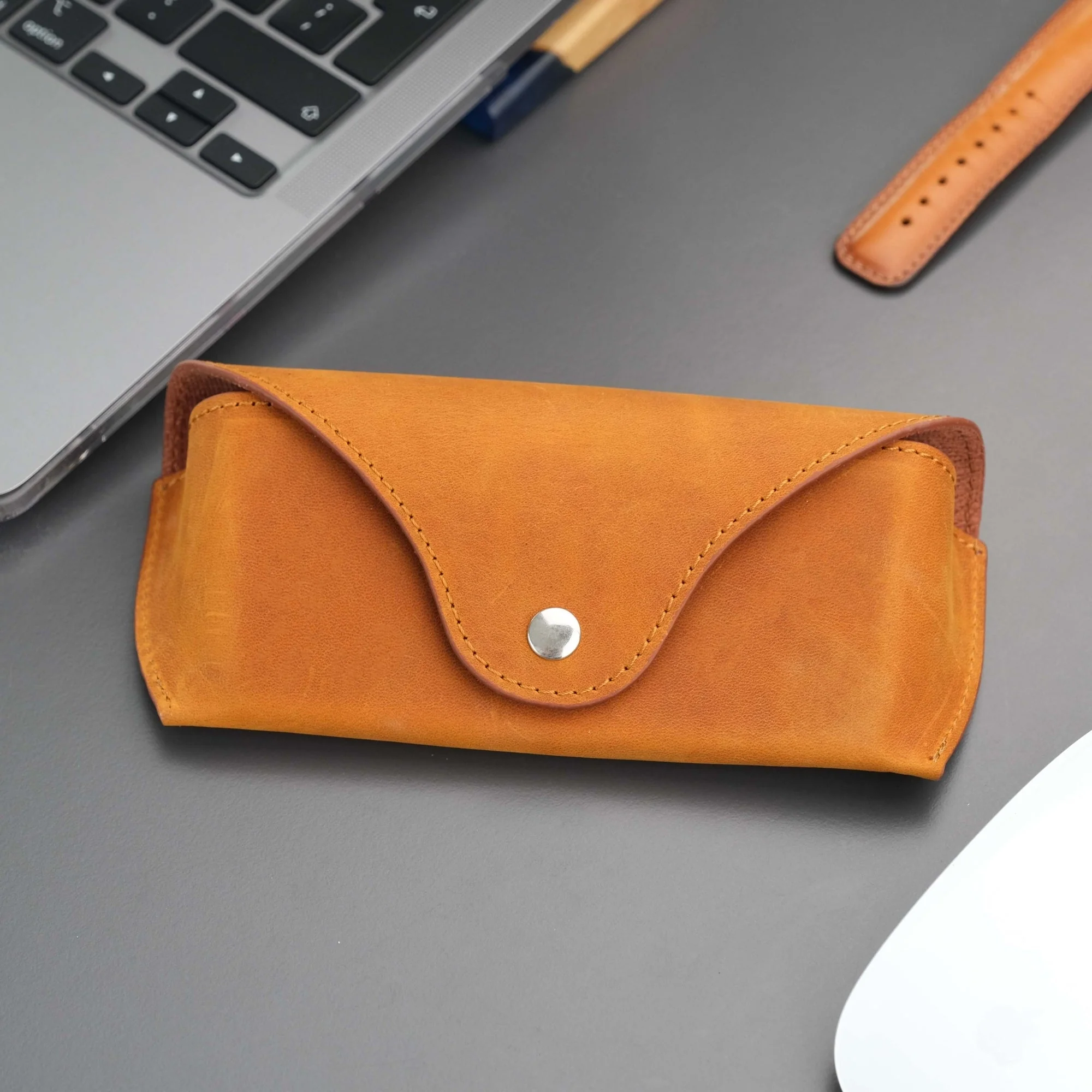 Rochester Full-Grain Leather Eyeglass Case - Image 37