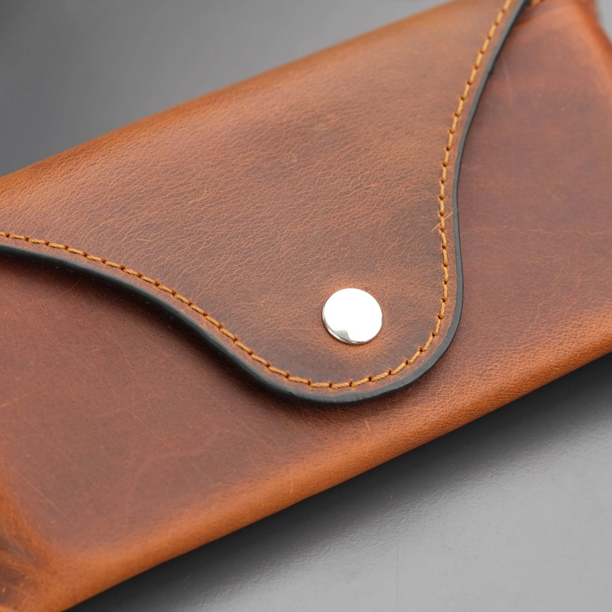Rochester Full-Grain Leather Eyeglass Case - Image 8