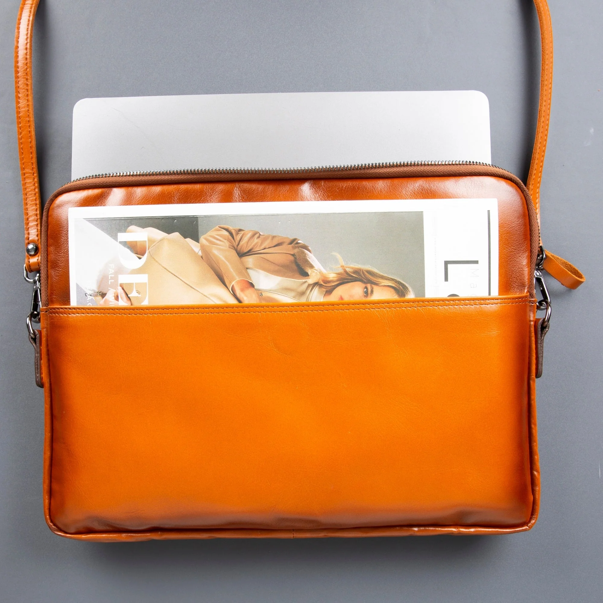 Seward Leather Laptop Bag with Shoulder Strap - MacBook Sleeve 14" & 16" - Image 16