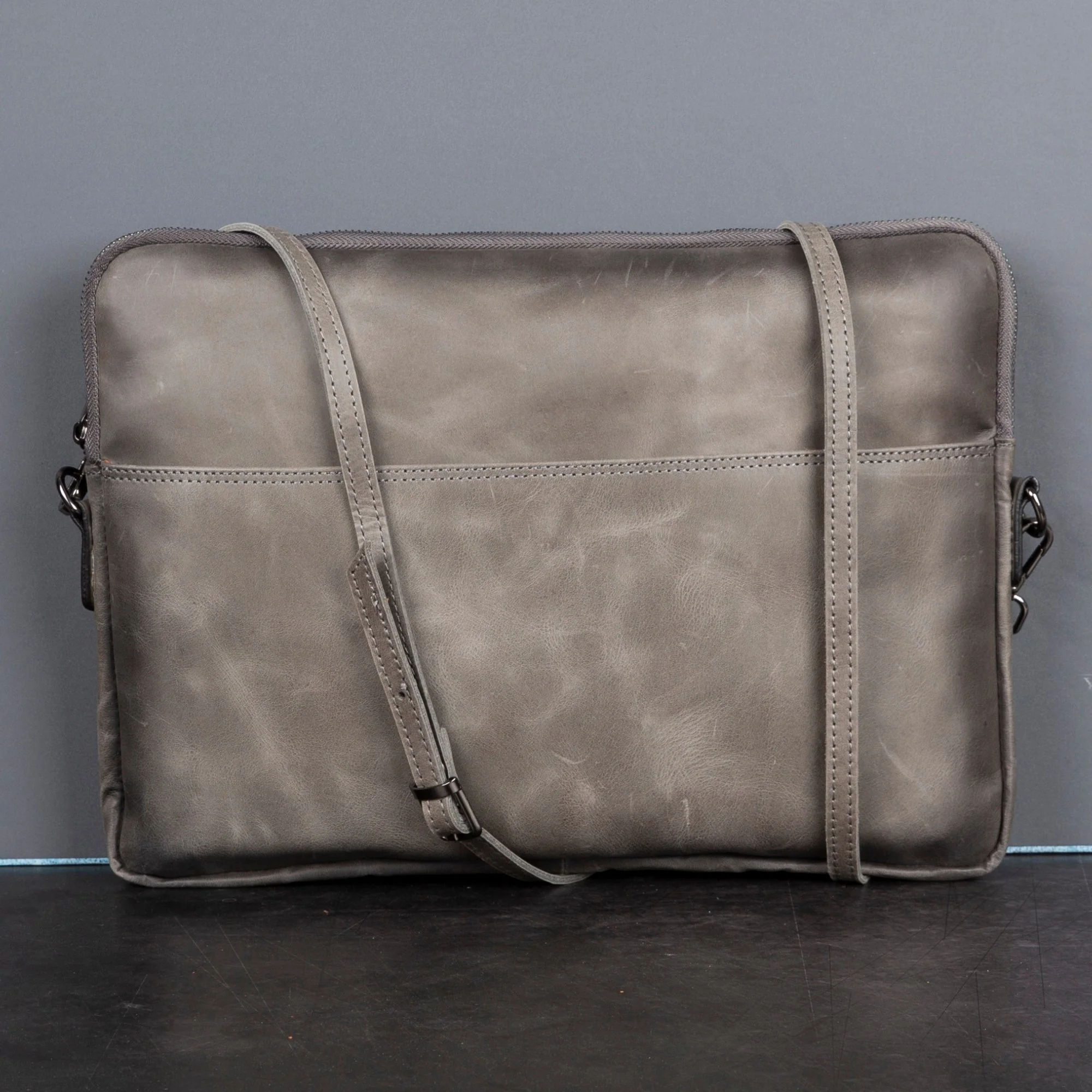 Seward Leather Laptop Bag with Shoulder Strap - MacBook Sleeve 14" & 16" - Image 31