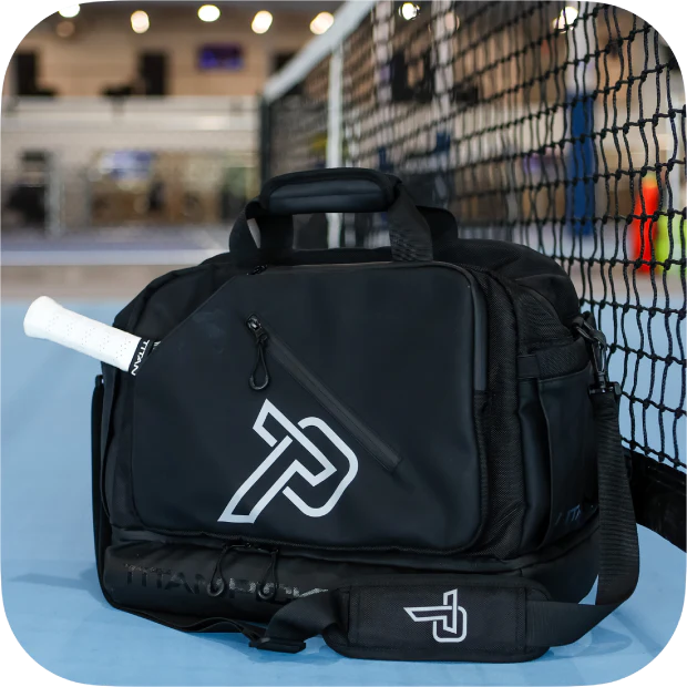 Titan Duffle Bag - Image 2
