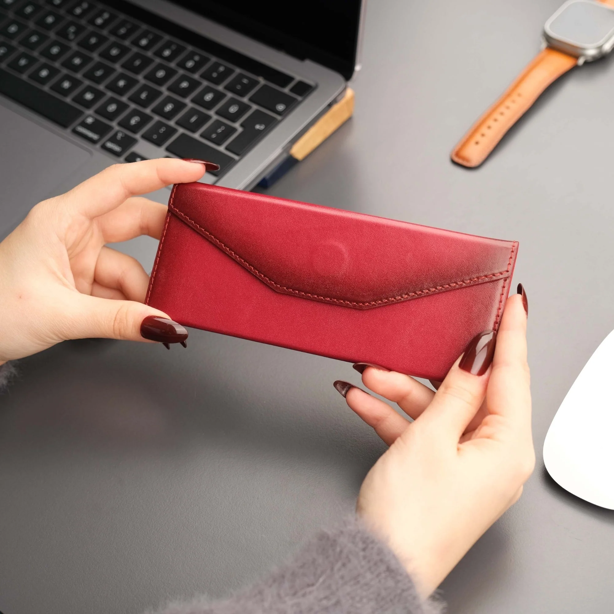 Triangle Leather Glasses Case – Vintage Eyewear Holder - Image 19