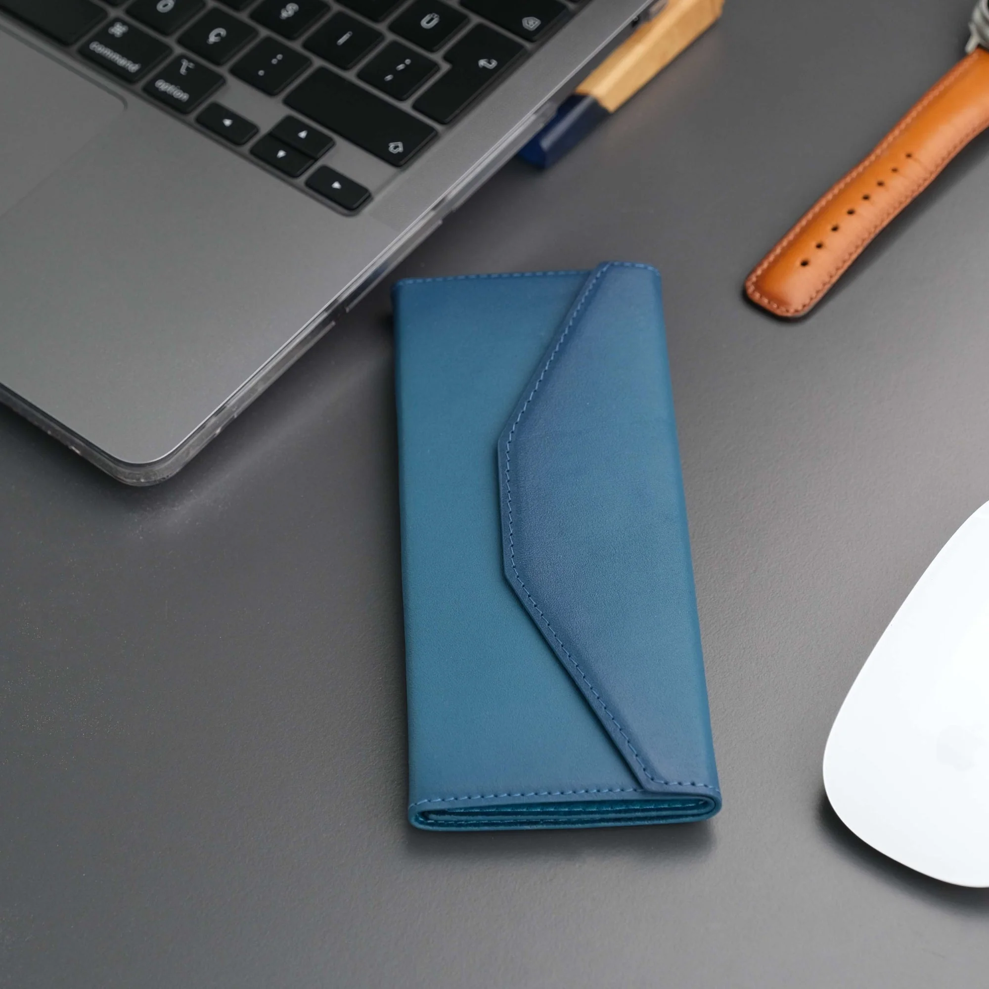 Triangle Leather Glasses Case – Vintage Eyewear Holder - Image 29