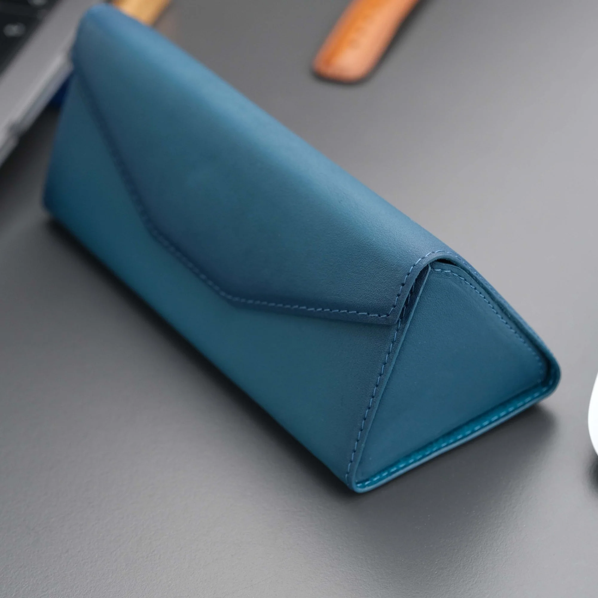 Triangle Leather Glasses Case – Vintage Eyewear Holder - Image 31