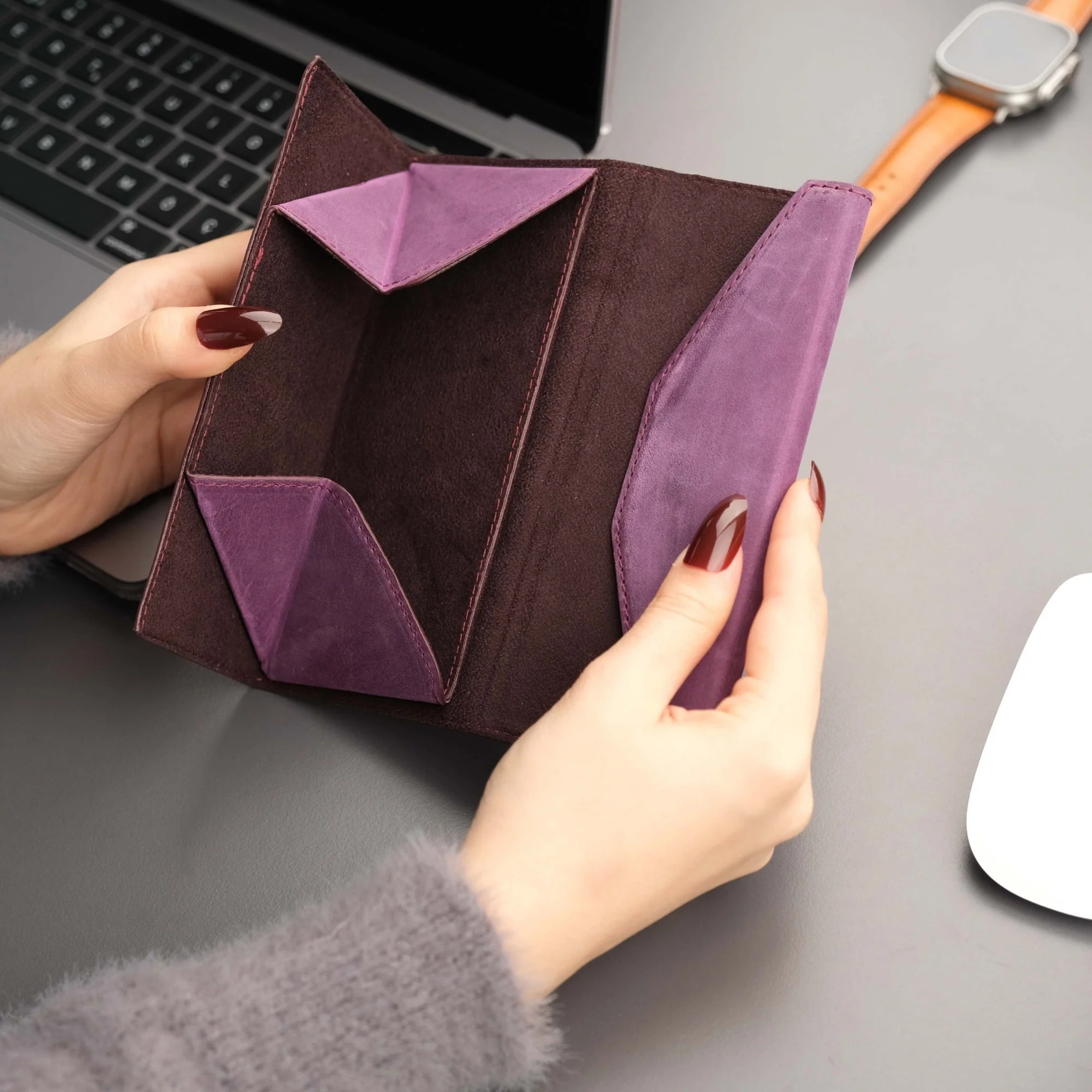 Triangle Leather Glasses Case – Vintage Eyewear Holder - Image 34