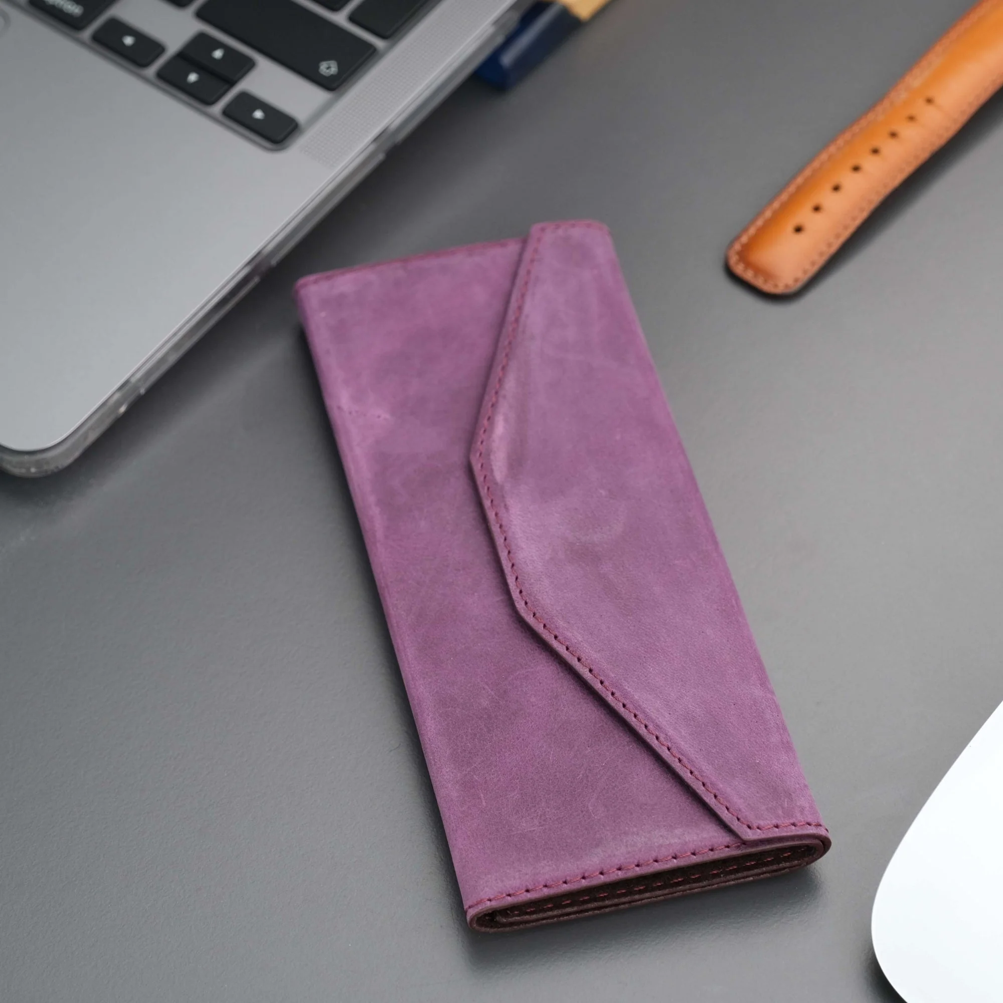 Triangle Leather Glasses Case – Vintage Eyewear Holder - Image 37