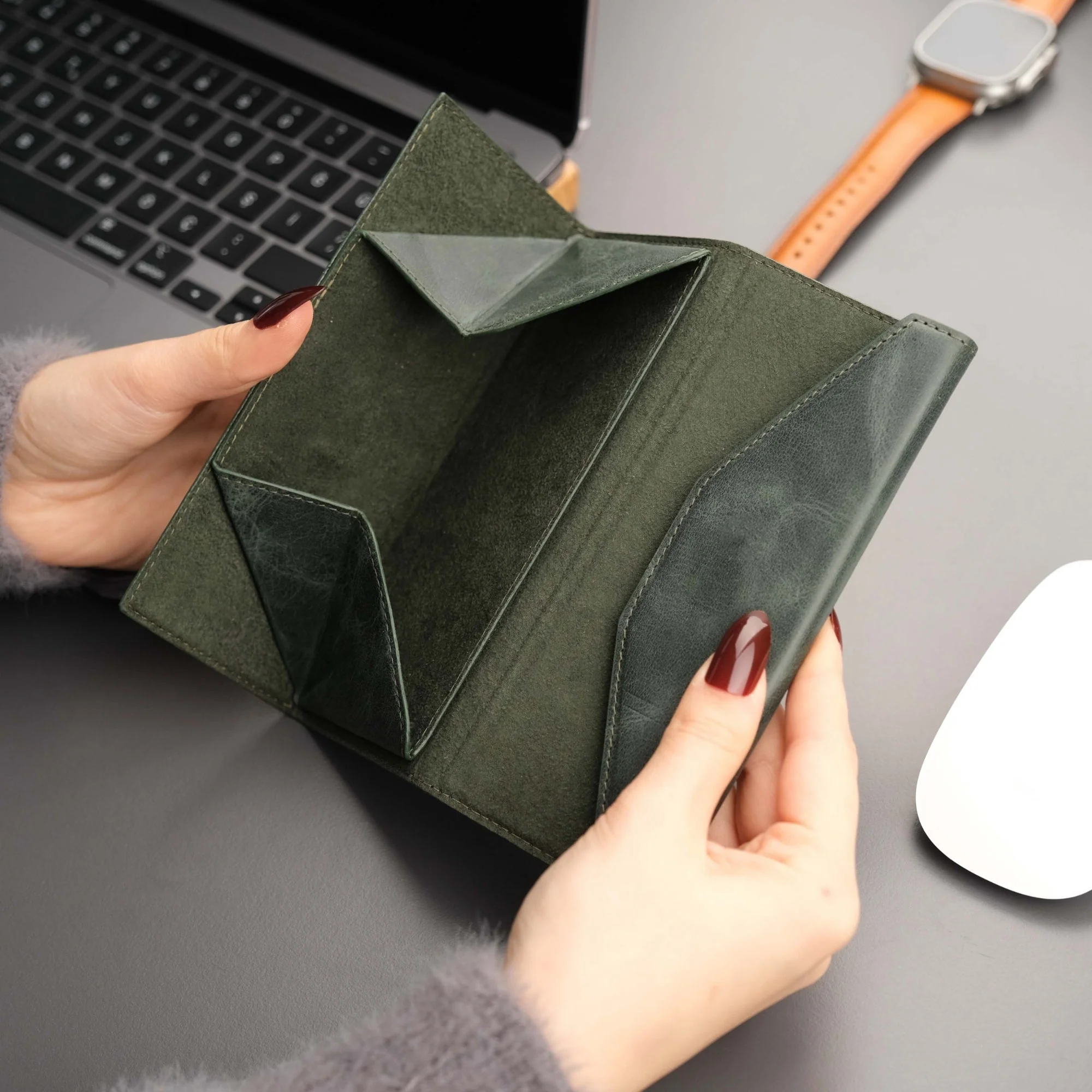 Triangle Leather Glasses Case – Vintage Eyewear Holder - Image 58