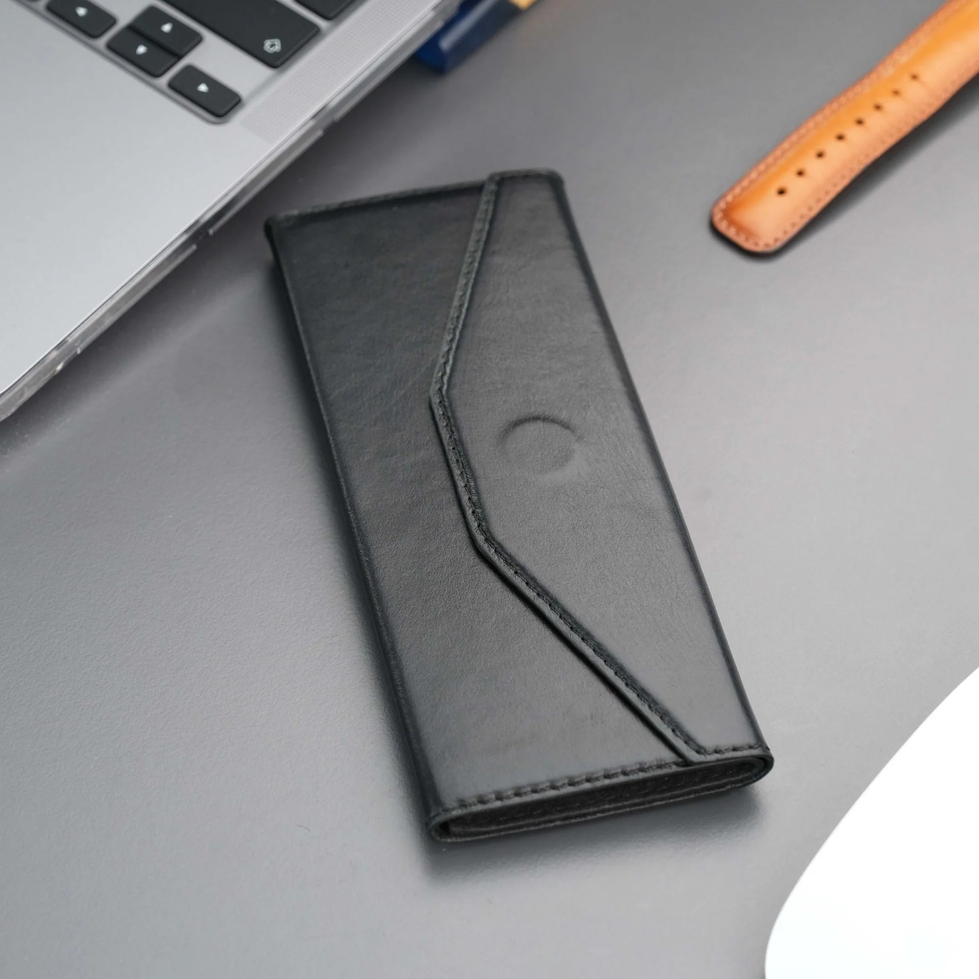 Triangle Leather Glasses Case – Vintage Eyewear Holder - Image 68