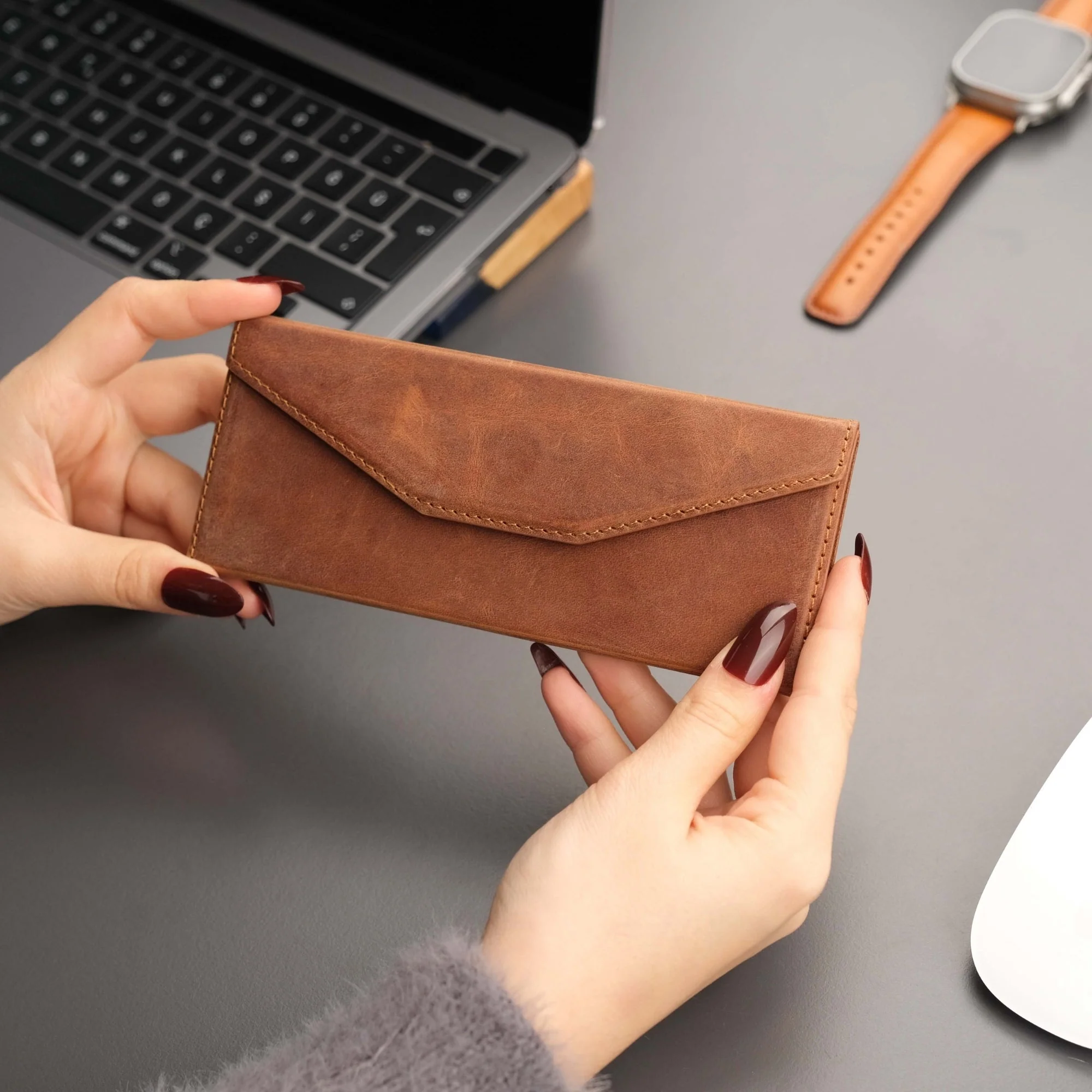 Triangle Leather Glasses Case – Vintage Eyewear Holder - Image 73
