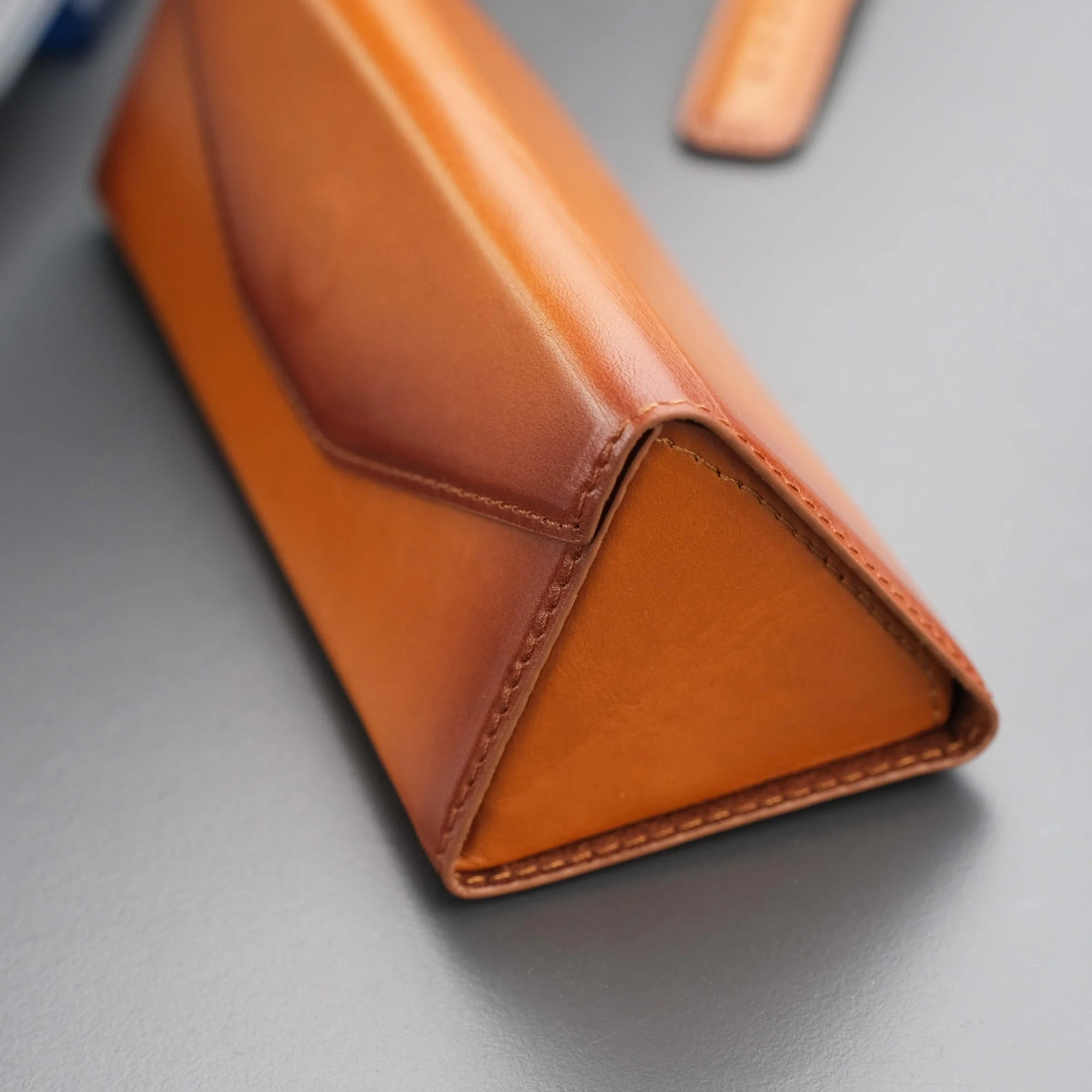 Triangle Leather Glasses Case – Vintage Eyewear Holder - Image 8